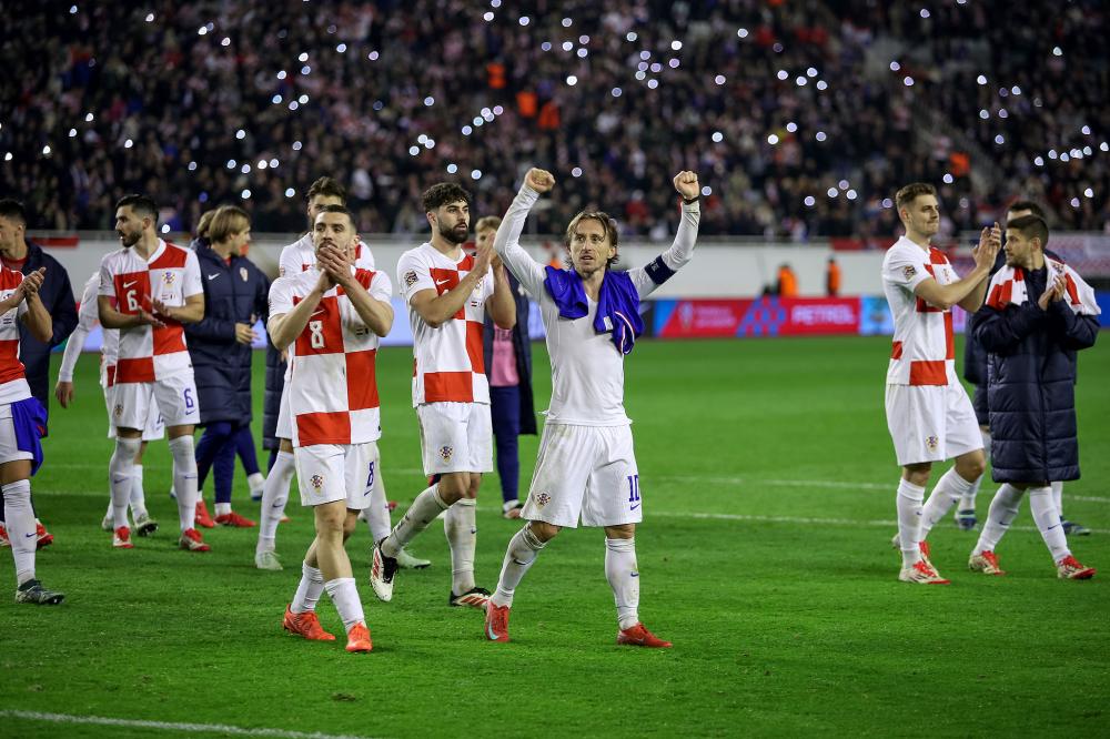 克雷莫内塞vs罗马：瓦尔迪、奥代罗首发，洛伦佐-佩莱格里尼、克里斯坦特出战